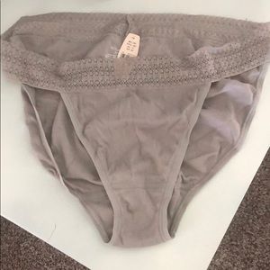 Victoria’s Secret Lace waist low-rise bikini